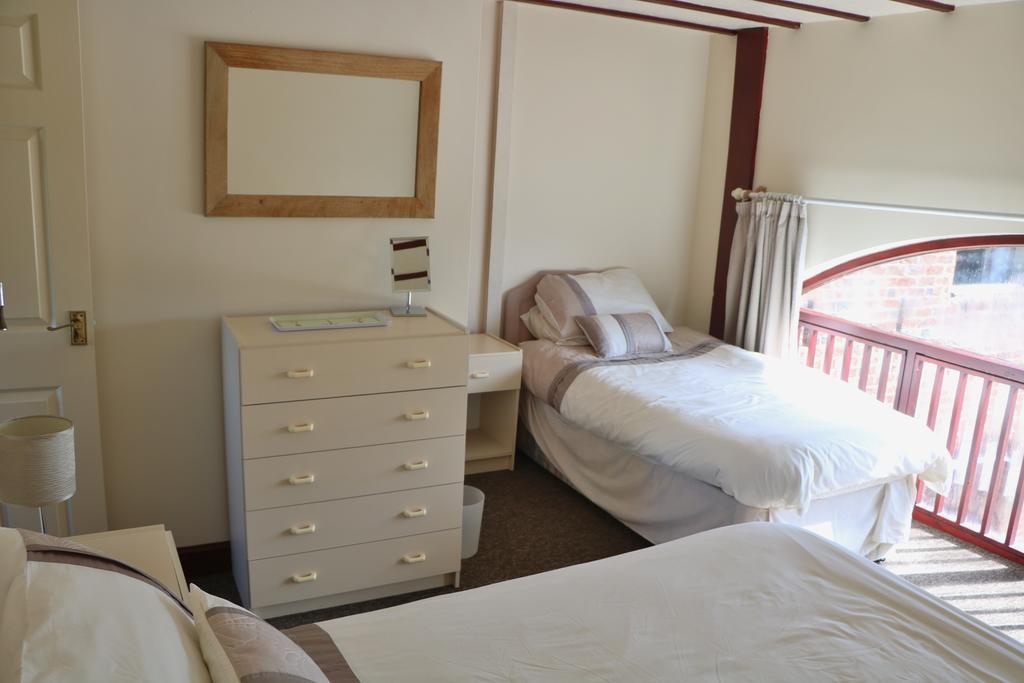 Bank Top Farm Cottages Stoke-on-Trent Ngoại thất bức ảnh